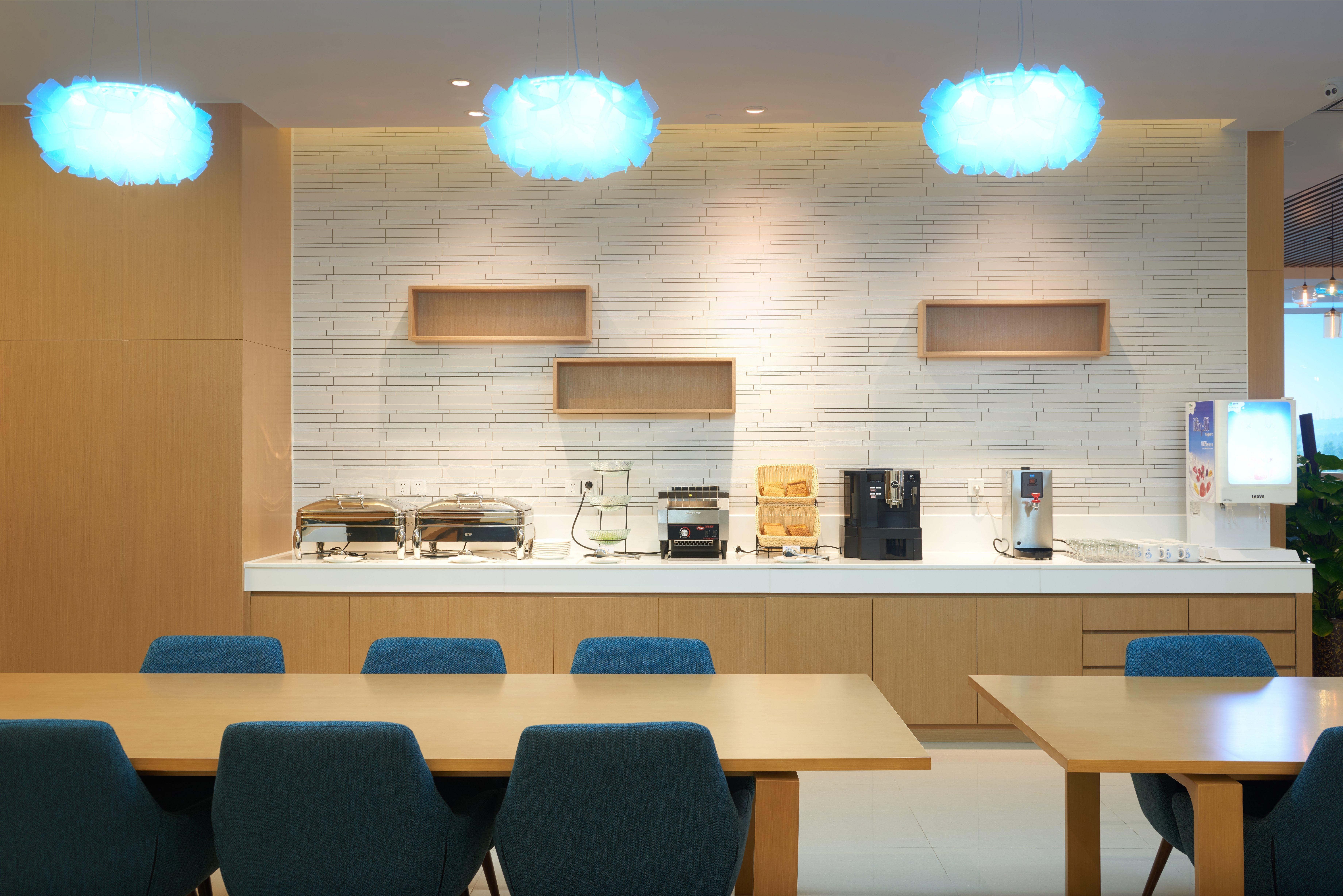 Holiday Inn Express Luoyang Yichuan By Ihg Eksteriør bilde
