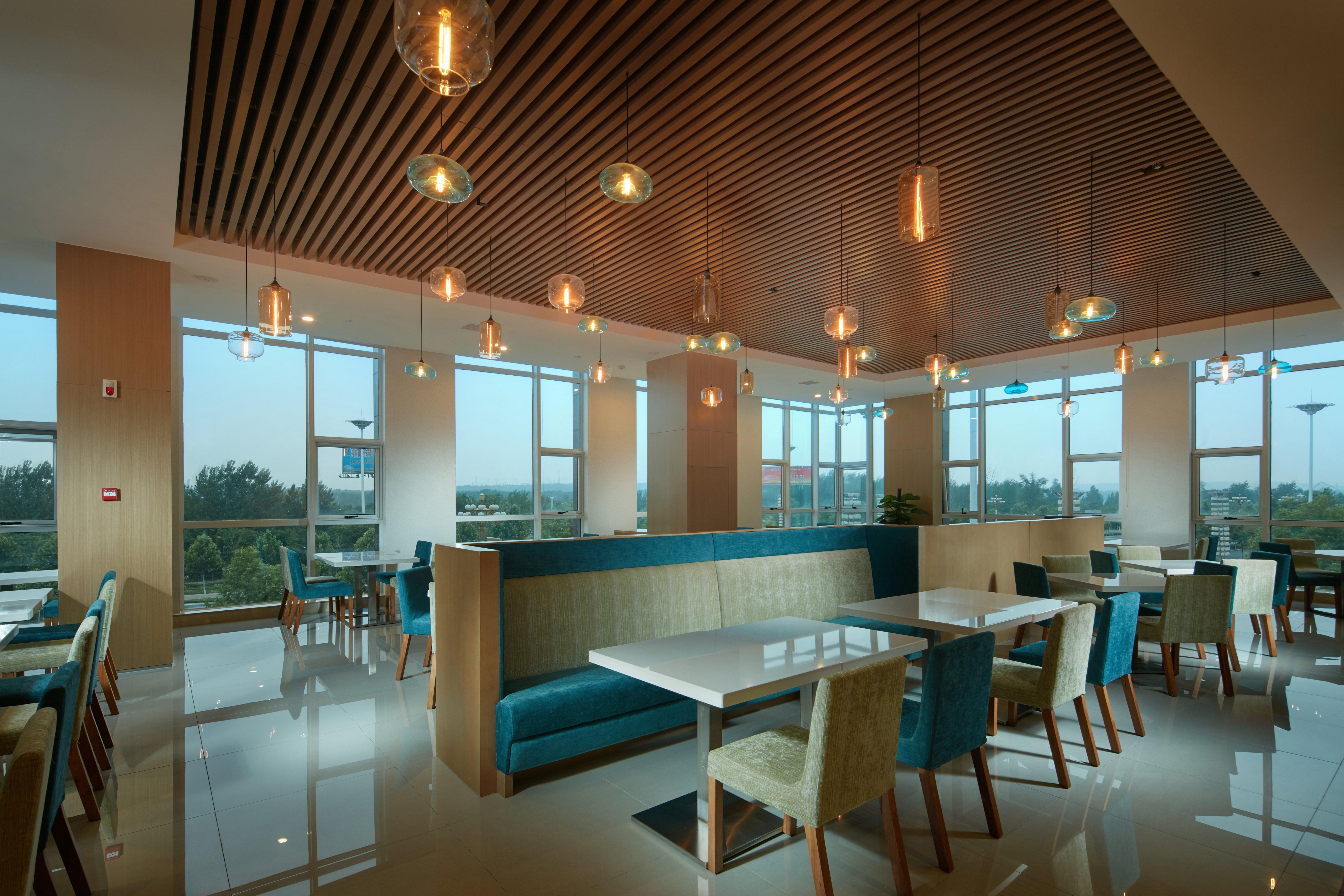 Holiday Inn Express Luoyang Yichuan By Ihg Eksteriør bilde