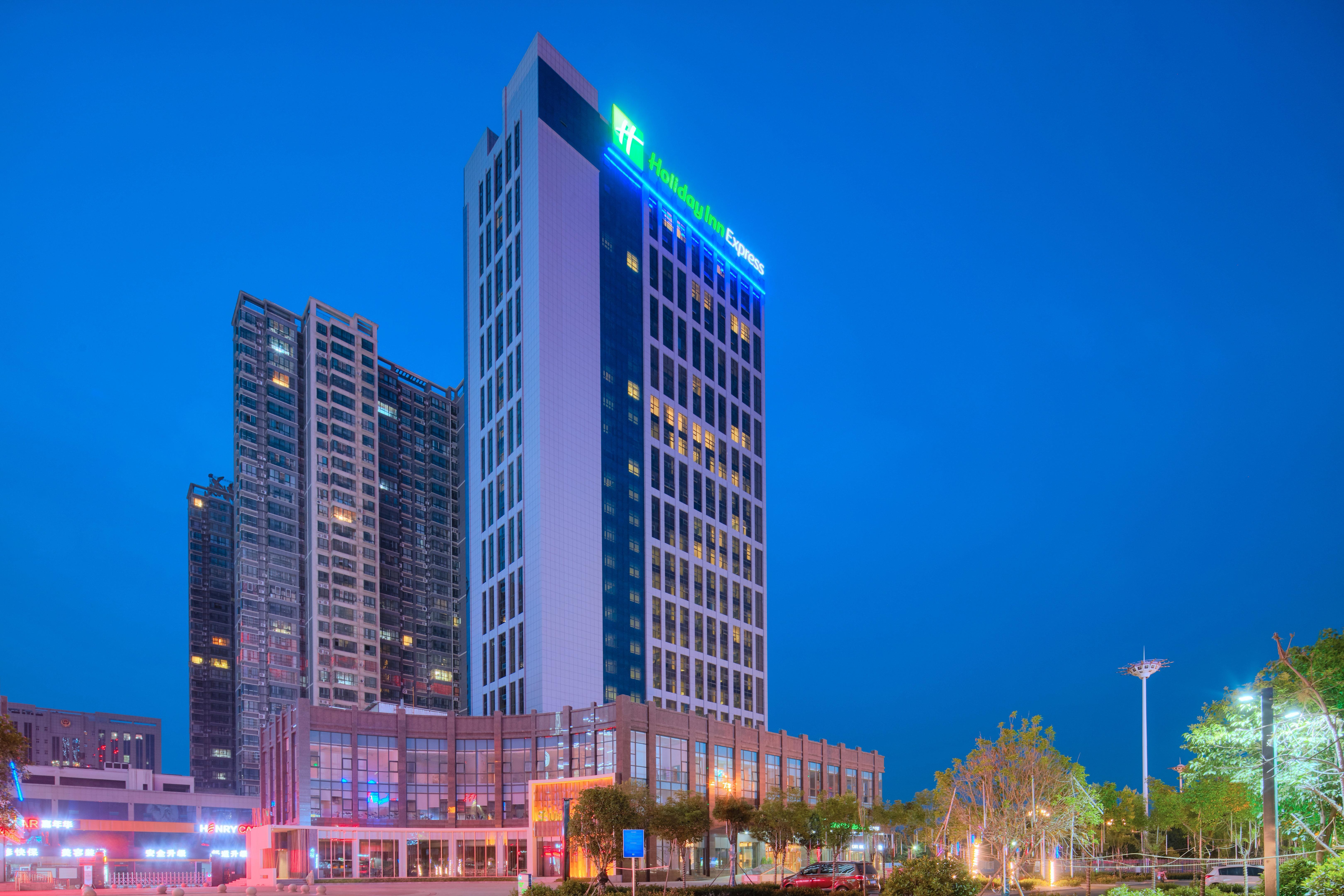 Holiday Inn Express Luoyang Yichuan By Ihg Eksteriør bilde